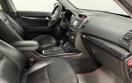 KIA Sorento II рестайлинг, 2019 год, 2 300 000 рублей, 23 фотография