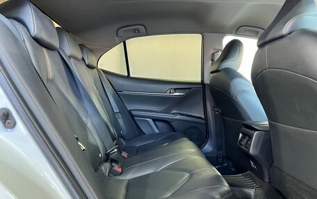 Toyota Camry, 2019 год, 2 299 000 рублей, 12 фотография