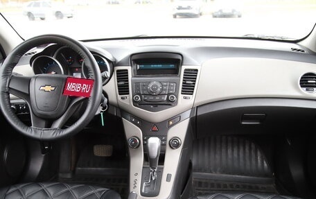 Chevrolet Cruze II, 2012 год, 808 650 рублей, 12 фотография