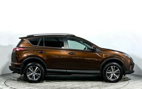 Toyota RAV4, 2018 год, 2 278 000 рублей, 6 фотография