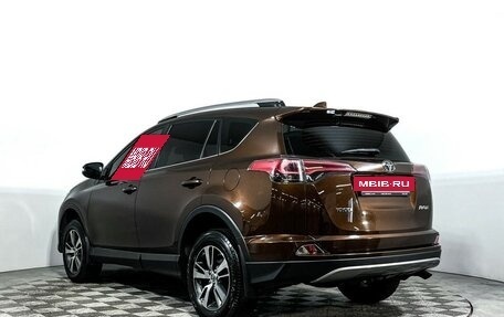 Toyota RAV4, 2018 год, 2 278 000 рублей, 4 фотография