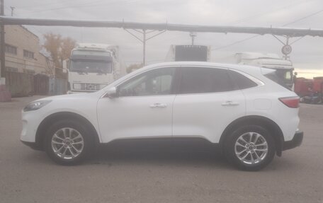 Ford Kuga III, 2020 год, 2 850 000 рублей, 2 фотография