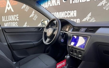 Skoda Rapid I, 2014 год, 880 000 рублей, 23 фотография
