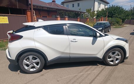 Toyota C-HR I рестайлинг, 2018 год, 2 070 000 рублей, 4 фотография