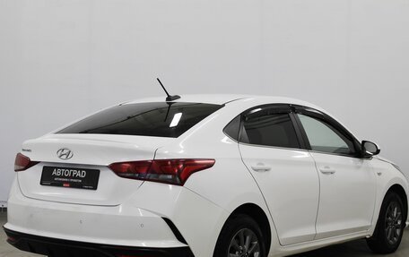 Hyundai Solaris II рестайлинг, 2021 год, 1 350 000 рублей, 3 фотография