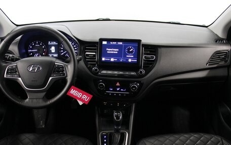 Hyundai Solaris II рестайлинг, 2021 год, 1 350 000 рублей, 8 фотография