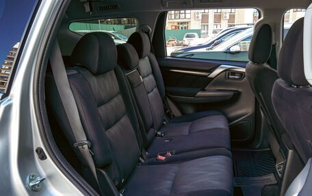 Mitsubishi Pajero Sport III рестайлинг, 2019 год, 3 150 000 рублей, 7 фотография