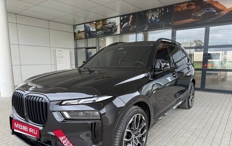 BMW X7, 2023 год, 14 100 000 рублей, 7 фотография