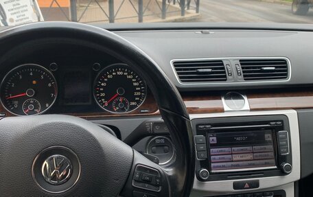 Volkswagen Passat CC I рестайлинг, 2011 год, 900 000 рублей, 3 фотография