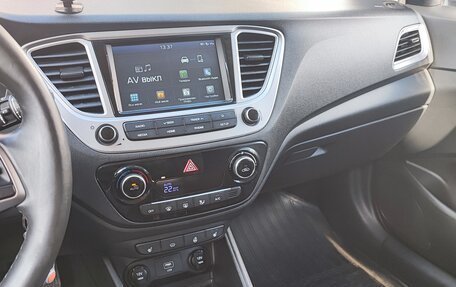 Hyundai Solaris II рестайлинг, 2019 год, 1 480 000 рублей, 22 фотография