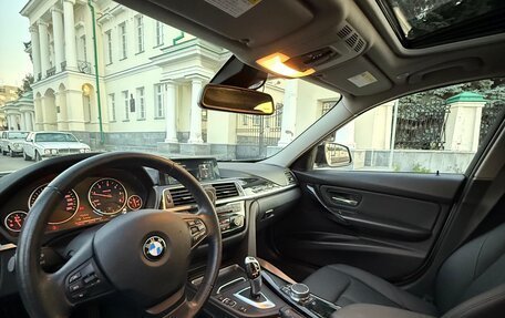 BMW 3 серия, 2017 год, 2 400 000 рублей, 6 фотография