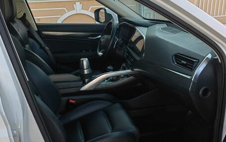 Geely Tugella FY11, 2020 год, 2 000 000 рублей, 11 фотография