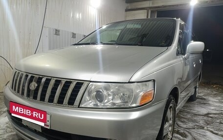 Nissan Bassara, 2000 год, 2 фотография