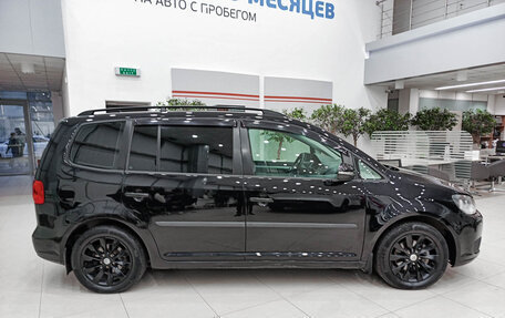Volkswagen Touran III, 2010 год, 755 000 рублей, 8 фотография