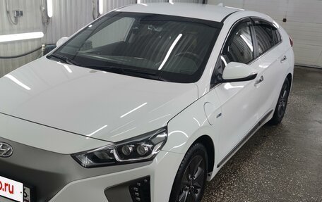 Hyundai IONIQ, 2016 год, 1 800 000 рублей, 4 фотография