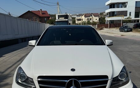 Mercedes-Benz C-Класс, 2013 год, 2 090 000 рублей, 1 фотография