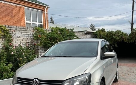 Volkswagen Polo VI (EU Market), 2012 год, 930 000 рублей, 3 фотография