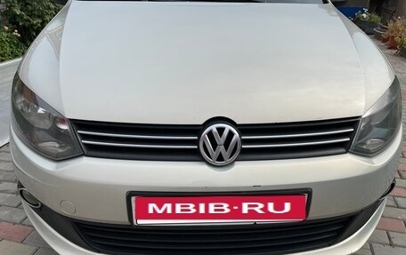 Volkswagen Polo VI (EU Market), 2012 год, 930 000 рублей, 10 фотография