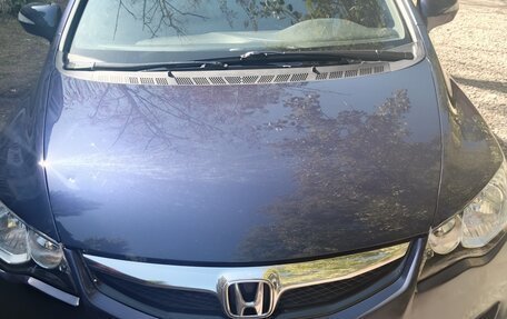 Honda Civic VIII, 2010 год, 1 000 000 рублей, 3 фотография