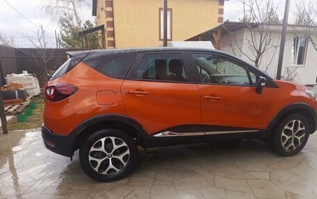 Renault Kaptur I рестайлинг, 2017 год, 1 300 000 рублей, 5 фотография