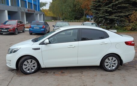 KIA Rio III рестайлинг, 2014 год, 990 000 рублей, 2 фотография