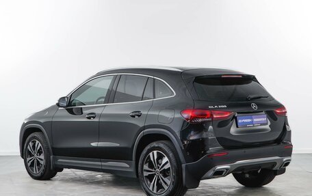 Mercedes-Benz GLA, 2020 год, 3 164 200 рублей, 2 фотография