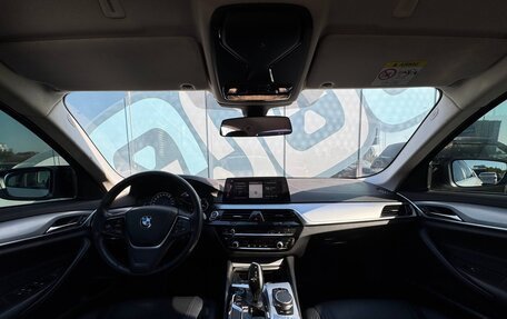 BMW 5 серия, 2017 год, 2 550 000 рублей, 2 фотография