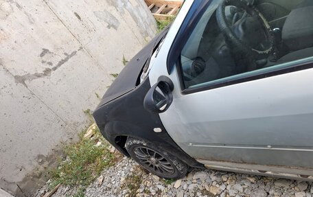 Renault Logan I, 2006 год, 200 000 рублей, 6 фотография