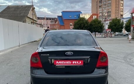Ford Focus II рестайлинг, 2005 год, 525 000 рублей, 3 фотография