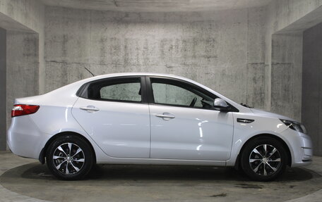 KIA Rio III рестайлинг, 2013 год, 825 000 рублей, 4 фотография