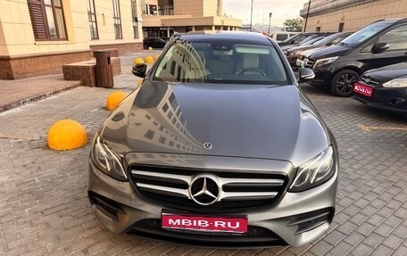 Mercedes-Benz E-Класс, 2018 год, 3 500 000 рублей, 1 фотография
