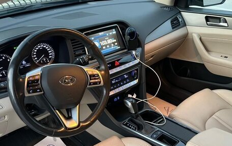 Hyundai Sonata VII, 2019 год, 1 900 000 рублей, 6 фотография