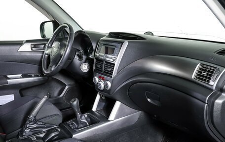 Subaru Forester, 2011 год, 897 000 рублей, 11 фотография