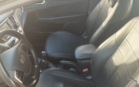 Hyundai Solaris II рестайлинг, 2018 год, 849 000 рублей, 8 фотография