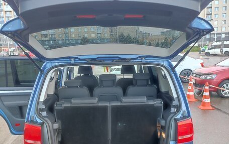 Volkswagen Touran III, 2012 год, 990 000 рублей, 7 фотография