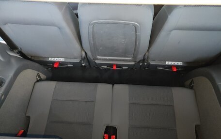 Volkswagen Touran III, 2012 год, 990 000 рублей, 6 фотография