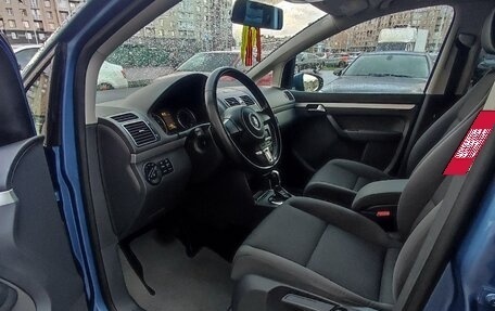 Volkswagen Touran III, 2012 год, 990 000 рублей, 9 фотография