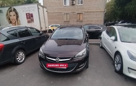 Opel Astra J, 2013 год, 850 000 рублей, 8 фотография