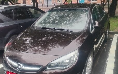 Opel Astra J, 2013 год, 850 000 рублей, 2 фотография