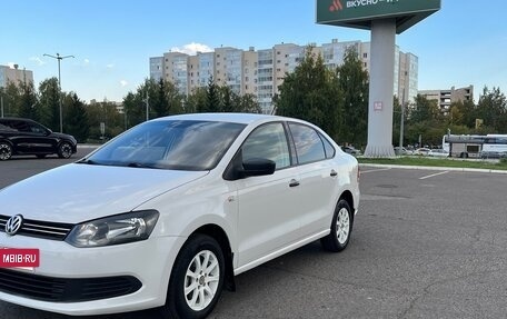 Volkswagen Polo VI (EU Market), 2013 год, 667 000 рублей, 2 фотография