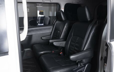 Toyota Noah III, 2014 год, 1 734 000 рублей, 7 фотография
