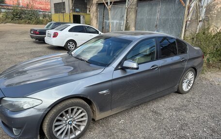 BMW 5 серия, 2011 год, 1 150 000 рублей, 2 фотография