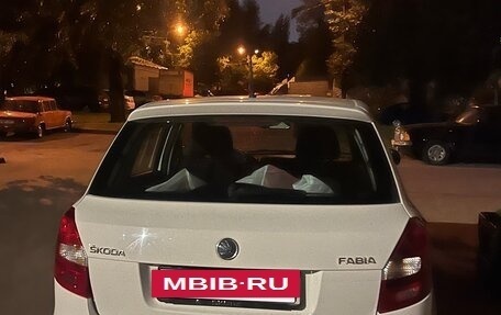 Skoda Fabia II, 2014 год, 820 000 рублей, 2 фотография