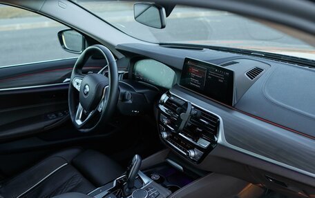 BMW 5 серия, 2020 год, 4 500 000 рублей, 28 фотография