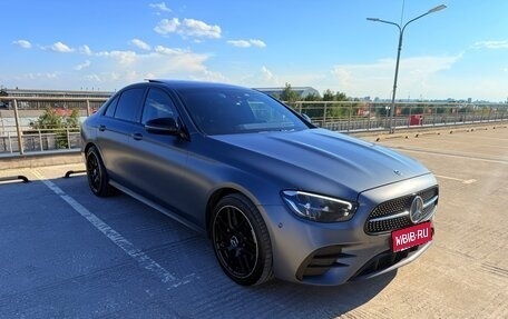 Mercedes-Benz E-Класс, 2021 год, 5 550 000 рублей, 1 фотография