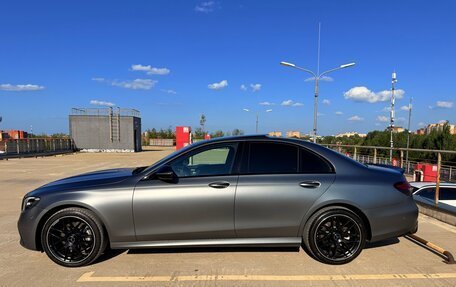 Mercedes-Benz E-Класс, 2021 год, 5 550 000 рублей, 4 фотография