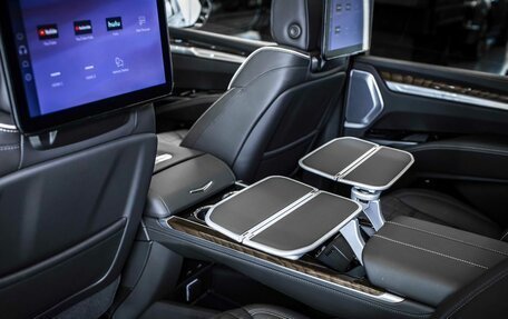 Cadillac Escalade V, 2025 год, 23 120 000 рублей, 23 фотография