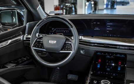 Cadillac Escalade V, 2025 год, 23 120 000 рублей, 22 фотография