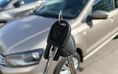Volkswagen Polo VI (EU Market), 2015 год, 750 000 рублей, 11 фотография