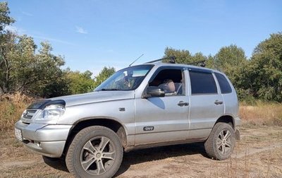 Chevrolet Niva I рестайлинг, 2004 год, 280 000 рублей, 1 фотография